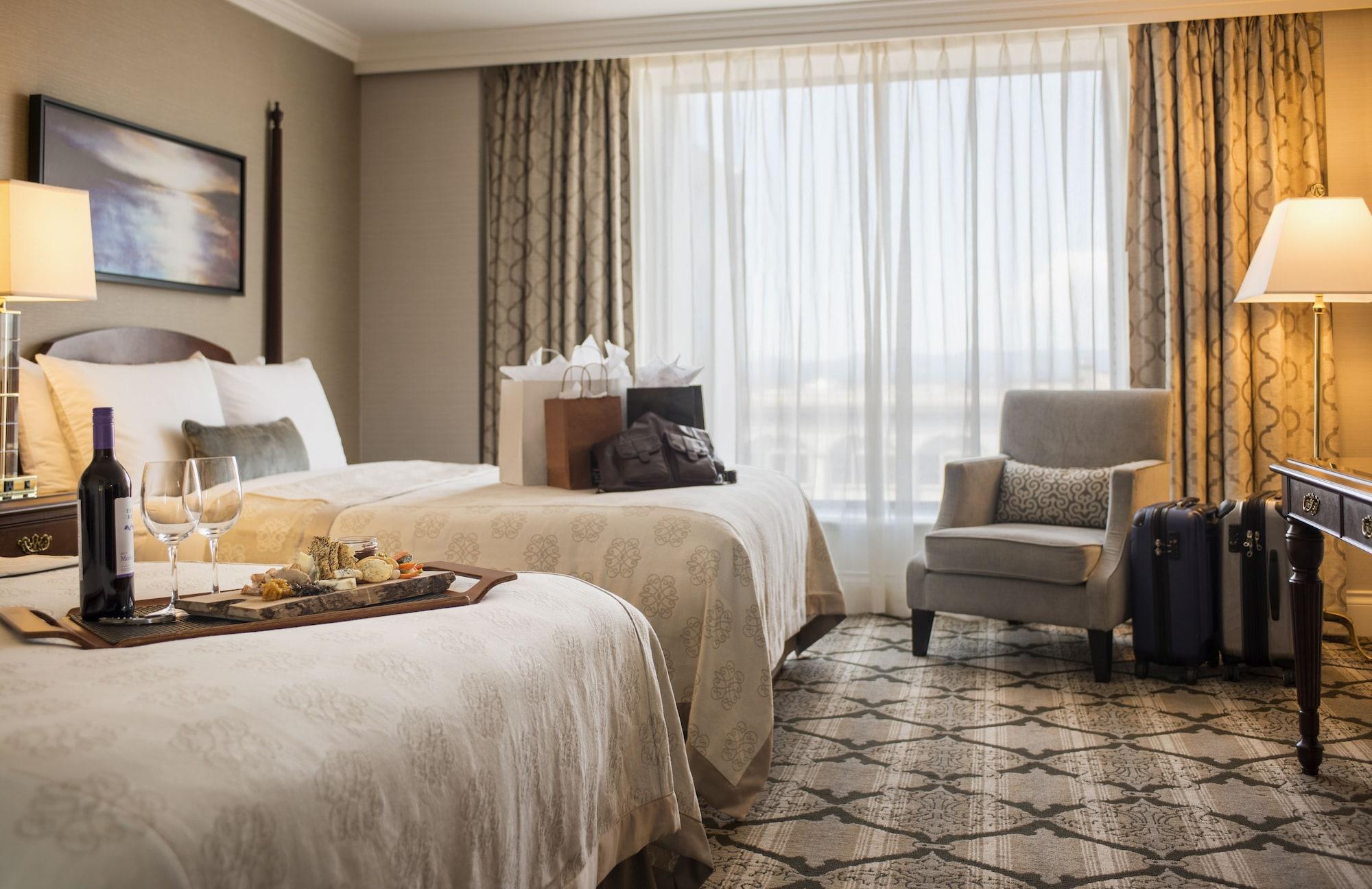 The Magnolia & 5* Victoria